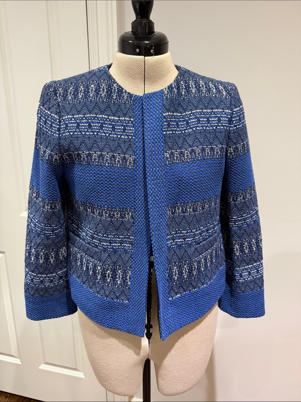 Ann Taylor Blue Textured Stripe Open Front Jacket Blazer Size 6